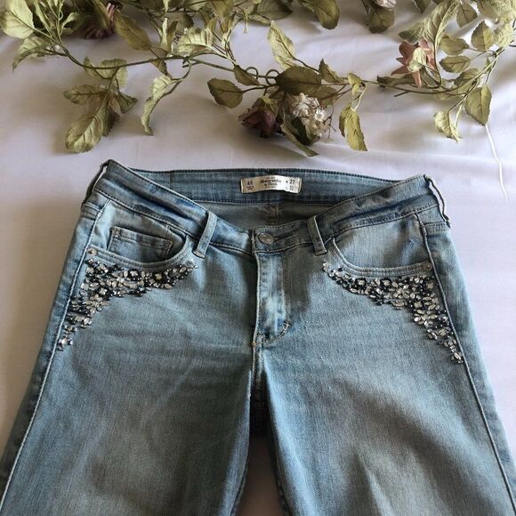 Abercrombie & Fitch Bling Jeans Light Wash Size 4R - Picture 1 of 5